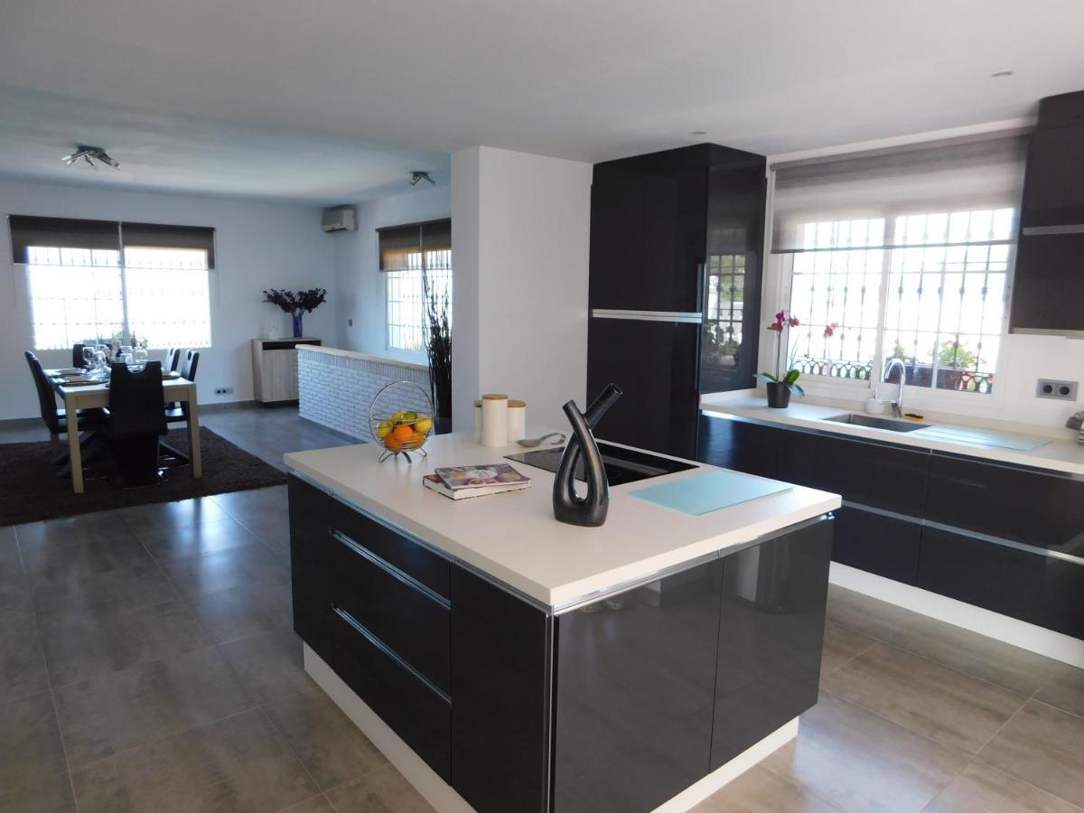 Tess Villa Fleury Alhaurín de la Torre Dış mekan fotoğraf