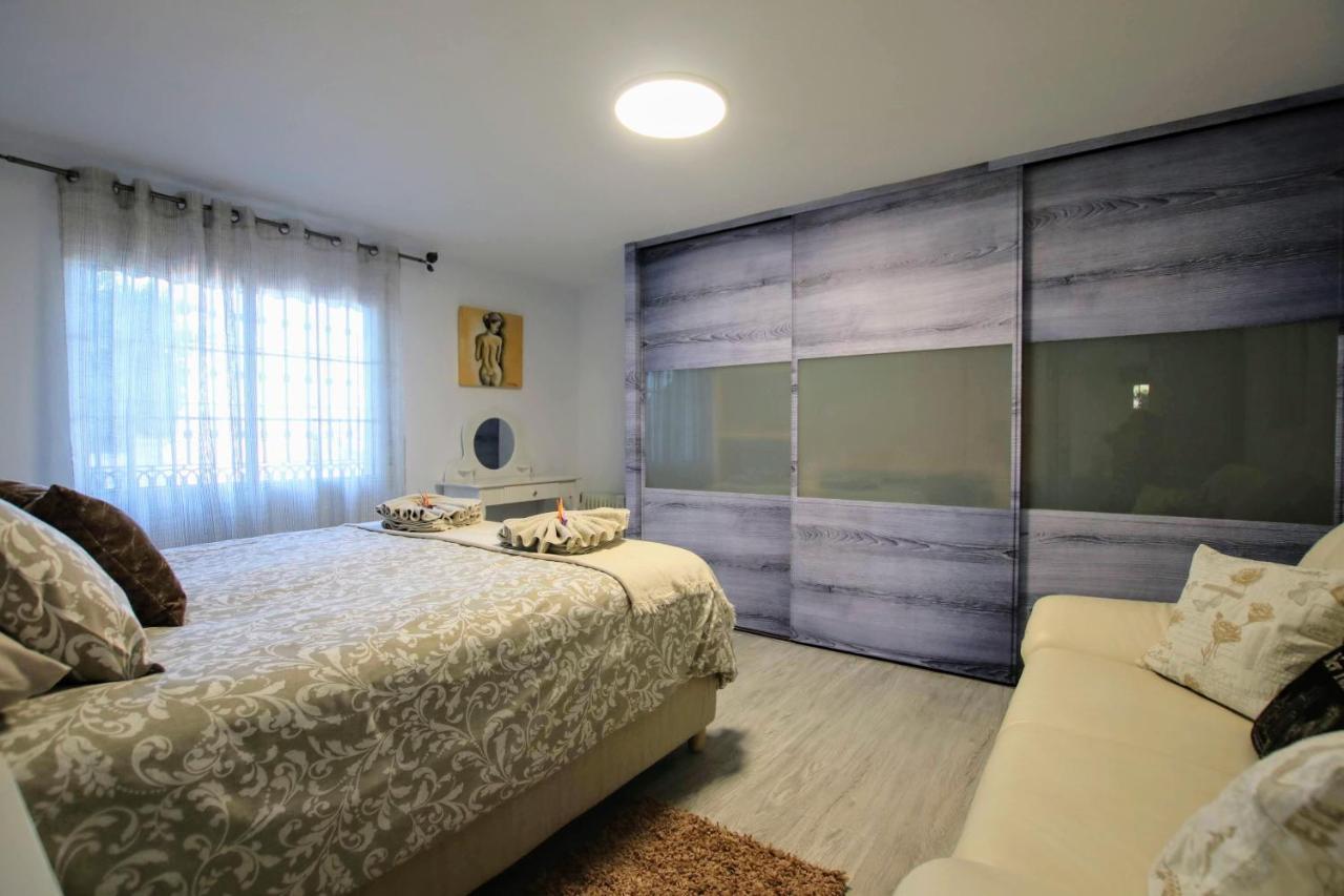 Tess Villa Fleury Alhaurín de la Torre Dış mekan fotoğraf