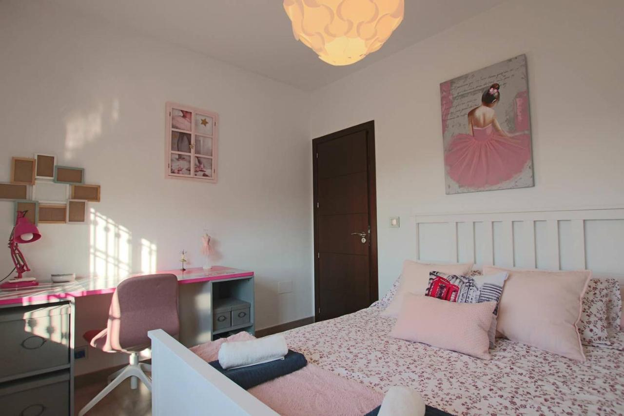 Tess Villa Fleury Alhaurín de la Torre Dış mekan fotoğraf
