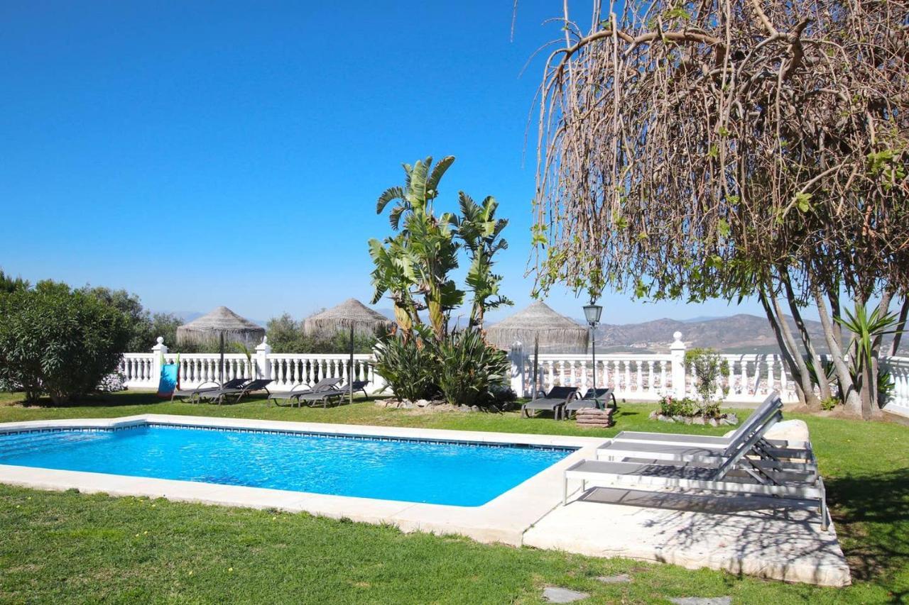 Tess Villa Fleury Alhaurín de la Torre Dış mekan fotoğraf